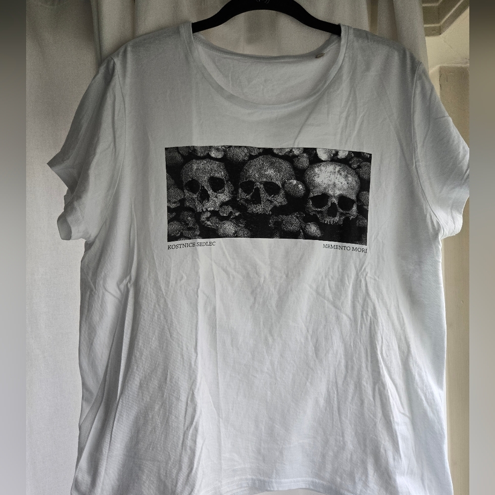 Czech T Kutna Hora Kostnice Sedlec Ossuary Bone Church Skull 2XL Fits Like Large